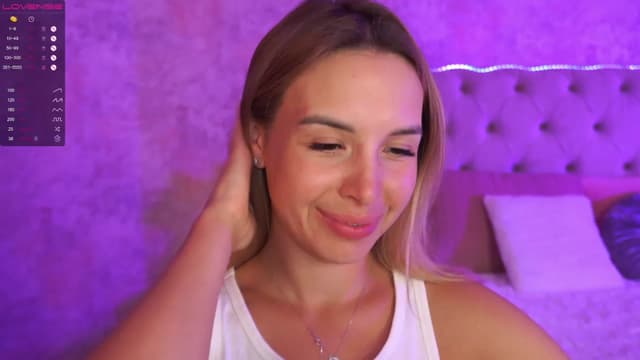 Gallery image thumbnail from Tilli's myfreecams stream on, 02/26/2024, 13:14 image 11 of 20