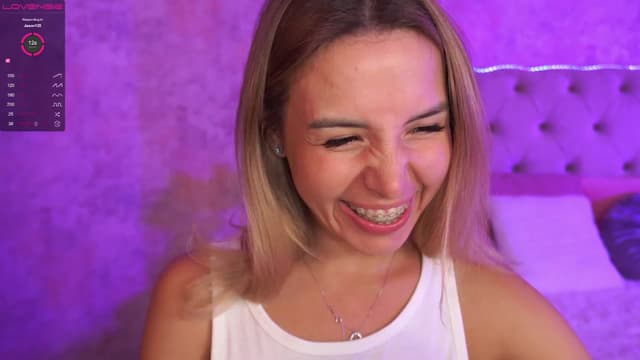 Gallery image thumbnail from Tilli's myfreecams stream on, 02/26/2024, 13:14 image 4 of 20