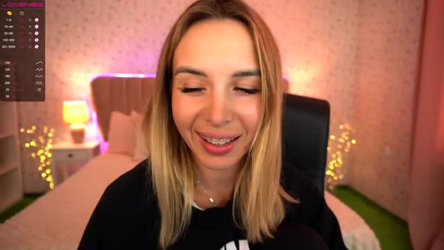 Gallery image thumbnail from Tilli's myfreecams stream on, 02/27/2024, 09:22 image 1 of 20