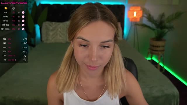 Gallery image thumbnail from Tilli's myfreecams stream on, 03/07/2024, 10:02 image 20 of 20