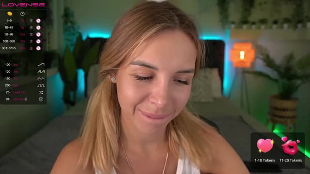 Gallery image thumbnail from Tilli's myfreecams stream on, 03/07/2024, 11:11 image 10 of 20