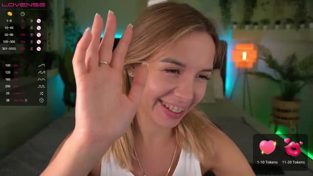 Gallery image thumbnail from Tilli's myfreecams stream on, 03/07/2024, 11:11 image 8 of 20