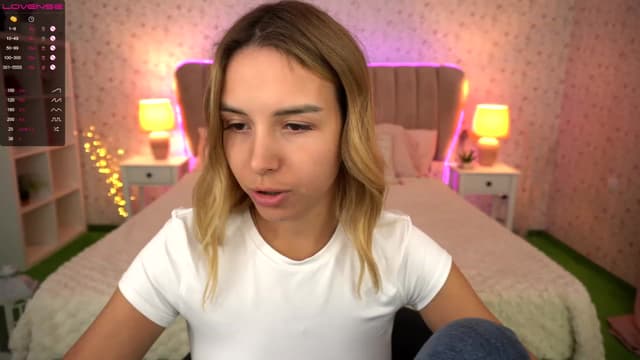 Gallery image thumbnail from Tilli's myfreecams stream on, 03/12/2024, 11:16 image 13 of 20