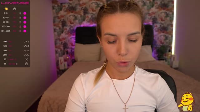 Gallery image thumbnail from Tilli's myfreecams stream on, 03/14/2024, 12:27 image 7 of 20
