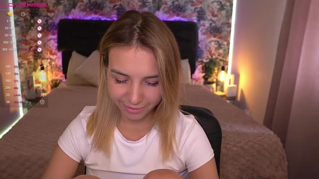 Gallery image thumbnail from Tilli's myfreecams stream on, 03/20/2024, 12:06 image 18 of 20