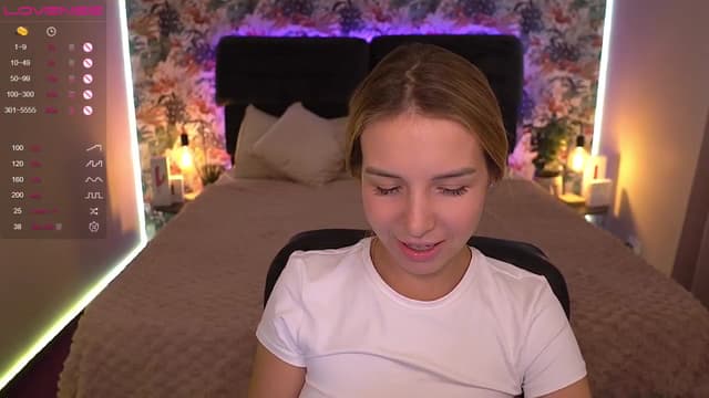 Gallery image thumbnail from Tilli's myfreecams stream on, 03/20/2024, 13:29 image 12 of 20