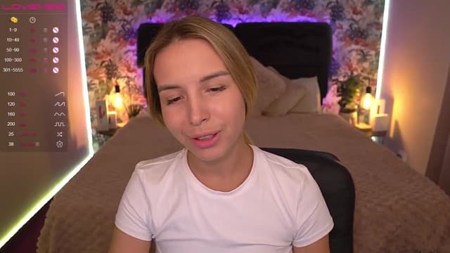 Gallery image thumbnail from Tilli's myfreecams stream on, 03/20/2024, 13:29 image 15 of 20