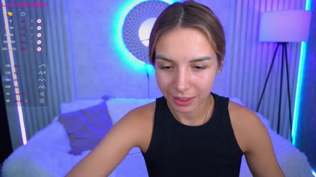 Gallery image thumbnail from Tilli's myfreecams stream on, 03/23/2024, 10:49 image 2 of 20