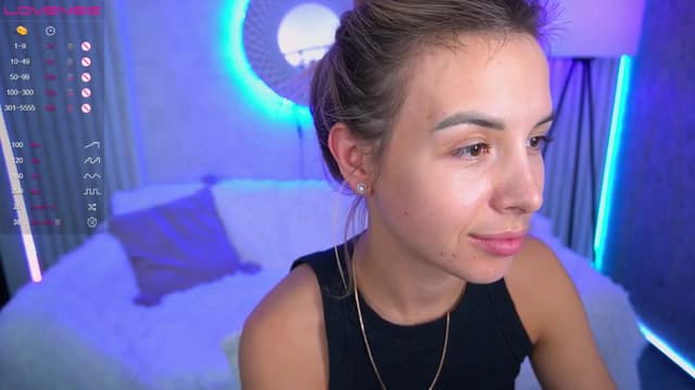 Gallery image thumbnail from Tilli's myfreecams stream on, 03/23/2024, 12:46 image 17 of 20