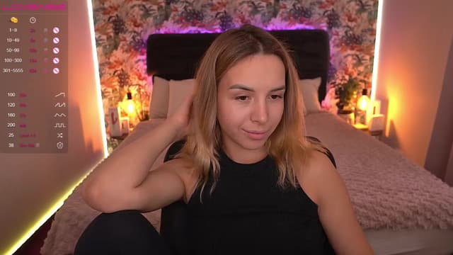 Gallery image thumbnail from Tilli's myfreecams stream on, 03/25/2024, 10:38 image 15 of 20