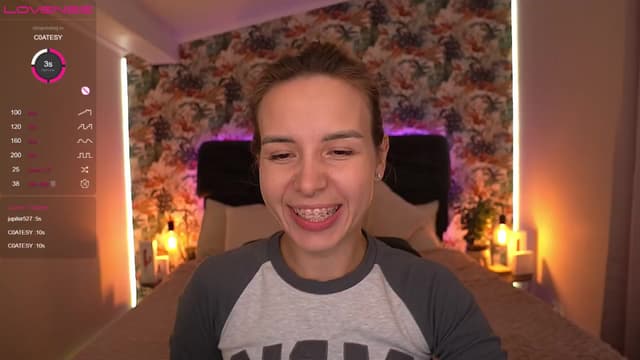 Gallery image thumbnail from Tilli's myfreecams stream on, 03/26/2024, 14:15 image 18 of 20