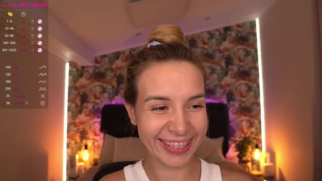 Gallery image thumbnail from Tilli's myfreecams stream on, 03/26/2024, 14:15 image 11 of 20