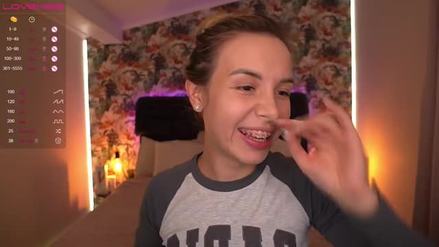 Gallery image thumbnail from Tilli's myfreecams stream on, 03/26/2024, 14:15 image 19 of 20