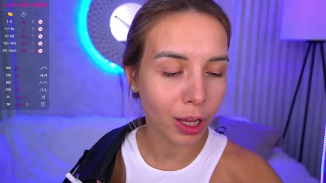 Gallery image thumbnail from Tilli's myfreecams stream on, 03/27/2024, 12:58 image 4 of 20