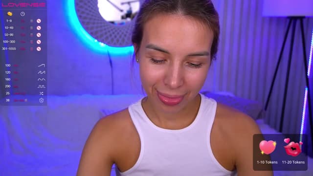 Gallery image thumbnail from Tilli's myfreecams stream on, 03/27/2024, 12:58 image 7 of 20