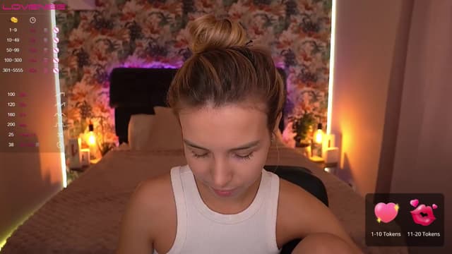 Gallery image thumbnail from Tilli's myfreecams stream on, 03/28/2024, 09:43 image 12 of 20