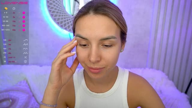 Gallery image thumbnail from Tilli's myfreecams stream on, 03/29/2024, 12:06 image 4 of 20
