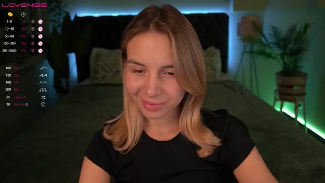 Gallery image thumbnail from Tilli's myfreecams stream on, 04/01/2024, 12:59 image 11 of 20