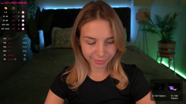Gallery image thumbnail from Tilli's myfreecams stream on, 04/01/2024, 12:59 image 9 of 20