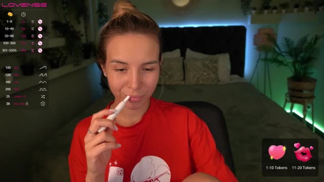 Gallery image thumbnail from Tilli's myfreecams stream on, 04/02/2024, 08:52 image 5 of 20