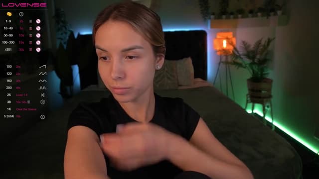 Gallery image thumbnail from Tilli's myfreecams stream on, 04/04/2024, 09:05 image 4 of 20