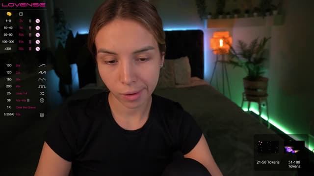 Gallery image thumbnail from Tilli's myfreecams stream on, 04/04/2024, 09:05 image 1 of 20