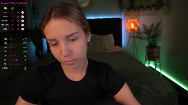 Gallery image thumbnail from Tilli's myfreecams stream on, 04/04/2024, 09:05 image 5 of 20