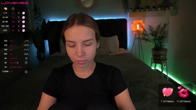 Gallery image thumbnail from Tilli's myfreecams stream on, 04/04/2024, 09:29 image 18 of 20