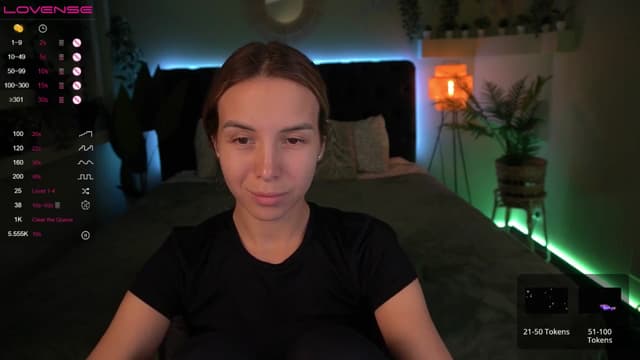 Gallery image thumbnail from Tilli's myfreecams stream on, 04/04/2024, 09:29 image 20 of 20