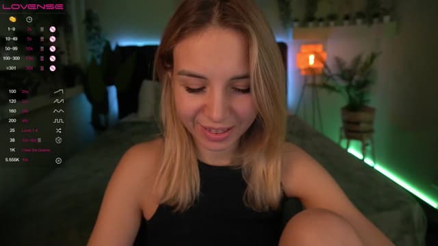 Gallery image thumbnail from Tilli's myfreecams stream on, 04/08/2024, 08:53 image 10 of 20
