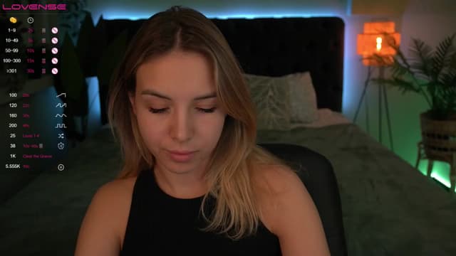 Gallery image thumbnail from Tilli's myfreecams stream on, 04/08/2024, 09:54 image 19 of 20