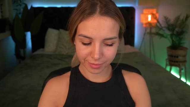 Gallery image thumbnail from Tilli's myfreecams stream on, 04/08/2024, 14:20 image 3 of 20