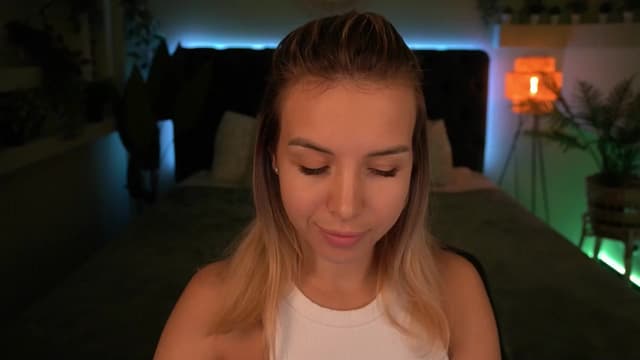 Gallery image thumbnail from Tilli's myfreecams stream on, 04/09/2024, 08:59 image 18 of 20