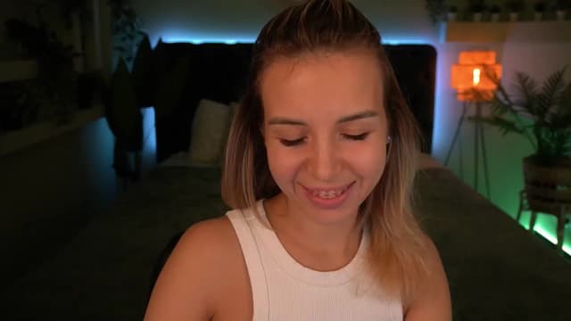 Gallery image thumbnail from Tilli's myfreecams stream on, 04/09/2024, 08:59 image 2 of 20