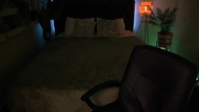 Gallery image thumbnail from Tilli's myfreecams stream on, 04/09/2024, 12:30 image 13 of 20