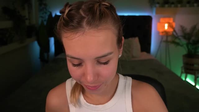 Gallery image thumbnail from Tilli's myfreecams stream on, 04/09/2024, 12:30 image 2 of 20