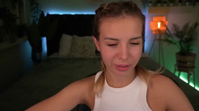 Gallery image thumbnail from Tilli's myfreecams stream on, 04/09/2024, 12:30 image 9 of 20