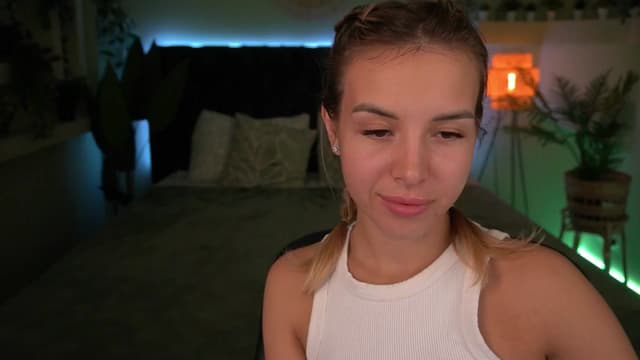 Gallery image thumbnail from Tilli's myfreecams stream on, 04/09/2024, 12:30 image 10 of 20