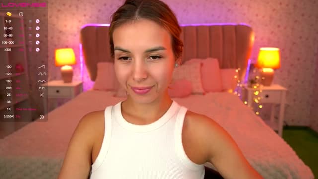Gallery image thumbnail from Tilli's myfreecams stream on, 04/10/2024, 09:59 image 17 of 20
