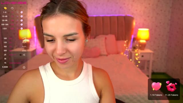 Gallery image thumbnail from Tilli's myfreecams stream on, 04/10/2024, 09:59 image 5 of 20
