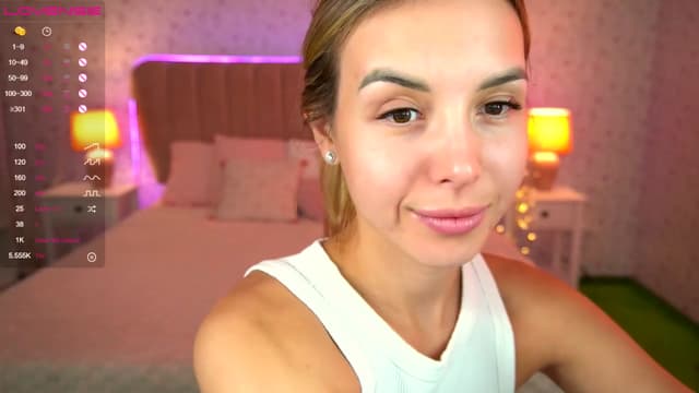 Gallery image thumbnail from Tilli's myfreecams stream on, 04/10/2024, 09:59 image 7 of 20
