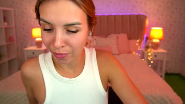 Gallery image thumbnail from Tilli's myfreecams stream on, 04/10/2024, 12:35 image 13 of 20