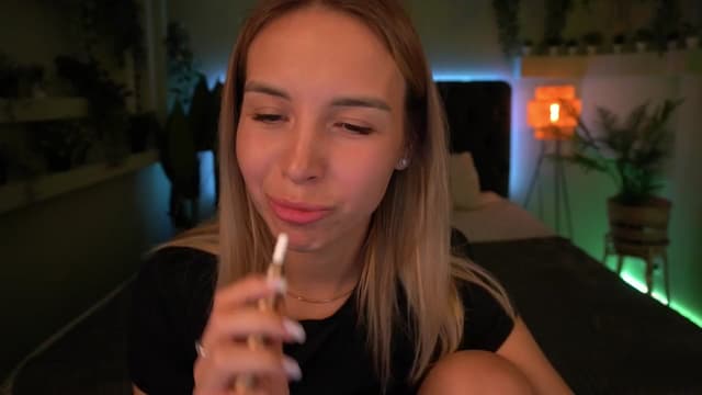 Gallery image thumbnail from Tilli's myfreecams stream on, 04/15/2024, 13:00 image 1 of 20