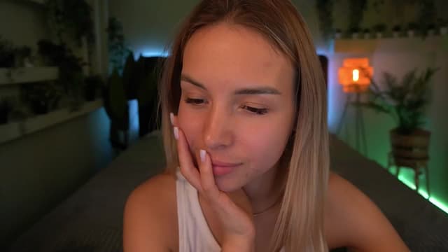 Gallery image thumbnail from Tilli's myfreecams stream on, 04/16/2024, 09:04 image 15 of 20