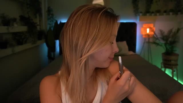 Gallery image thumbnail from Tilli's myfreecams stream on, 04/16/2024, 09:04 image 10 of 20