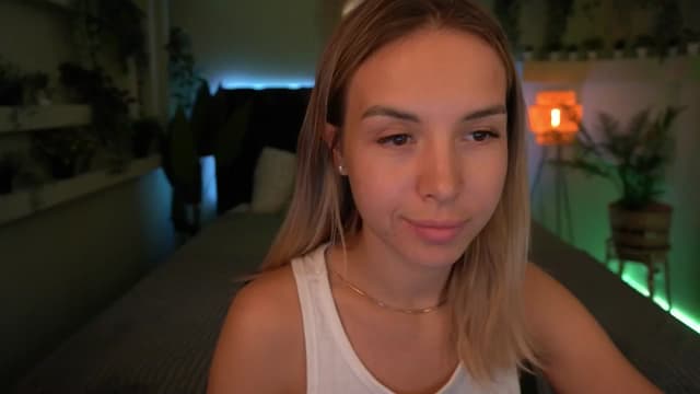 Gallery image thumbnail from Tilli's myfreecams stream on, 04/16/2024, 09:04 image 17 of 20