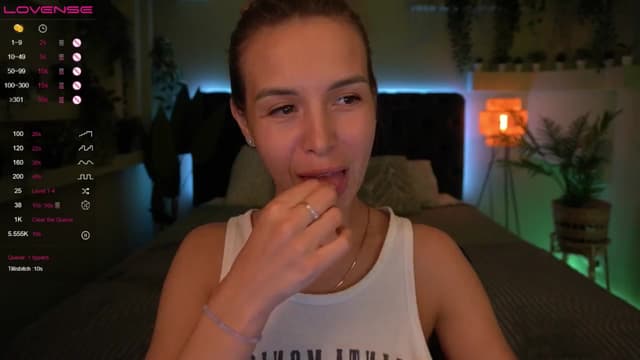 Gallery image thumbnail from Tilli's myfreecams stream on, 04/16/2024, 12:02 image 20 of 20