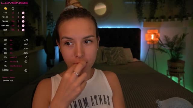 Gallery image thumbnail from Tilli's myfreecams stream on, 04/16/2024, 12:02 image 17 of 20