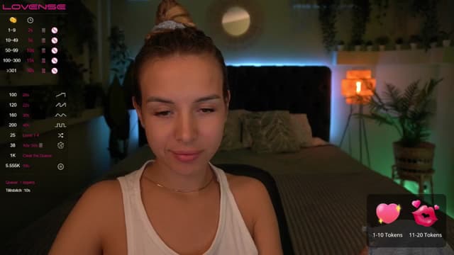 Gallery image thumbnail from Tilli's myfreecams stream on, 04/16/2024, 12:02 image 14 of 20