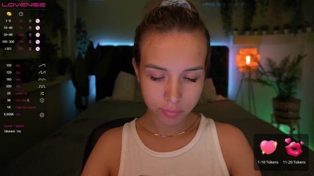 Gallery image thumbnail from Tilli's myfreecams stream on, 04/16/2024, 12:02 image 10 of 20